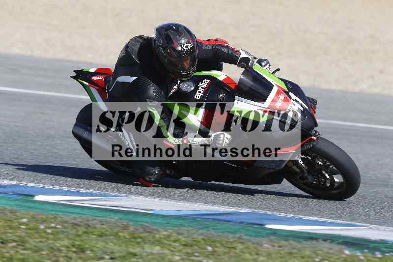 /Archiv-2024/02 29.01.-02.02.2024 Moto Center Thun Jerez/Gruppe gruen-green/641